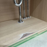 流し台内部の膨らみ補修（茨城県稲敷郡）